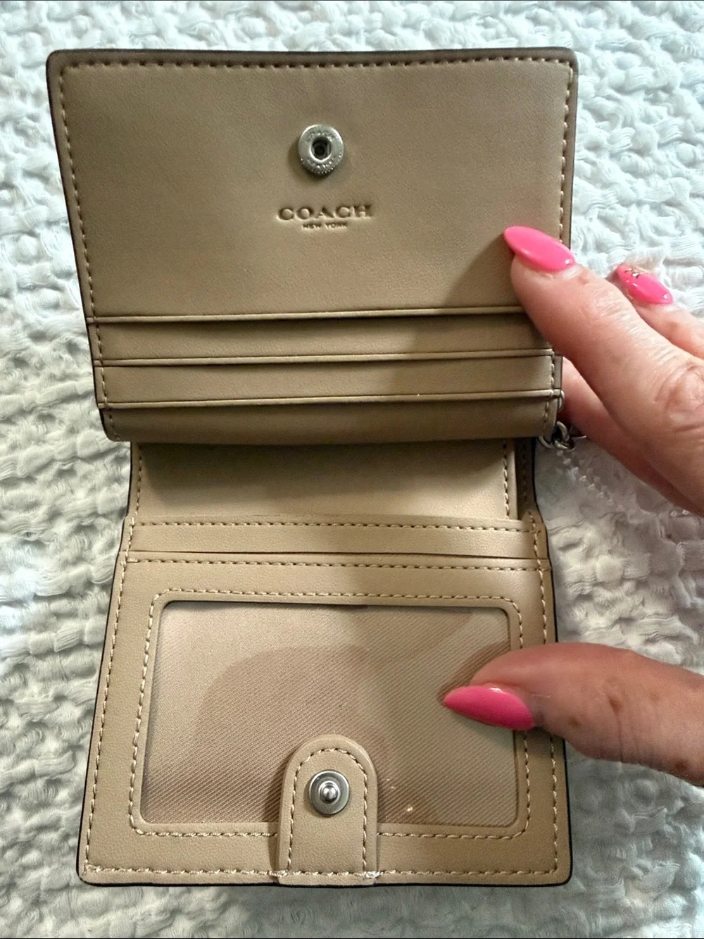 Coach Snap Wallet In Signature Canvas With Cherry Print 🍒 CZ347/CZ618